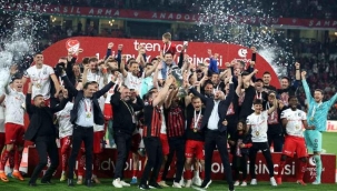 Çorum FK'dan tarihi başarı! Süper Lig'e yükselen son takım belli oldu