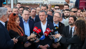 Özgür Özel bayram namazı sonrası 'yeni parti' sorusunu yanıtladı ve açıklamalarda bulundu