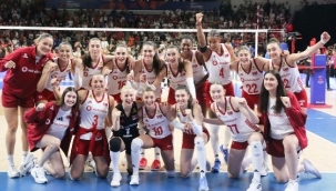 A Milli Kadın Voleybol Takımı, Çin'i 3-2 mağlup etti