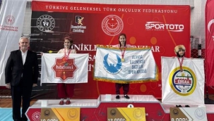 Alanyalı minik okçular Türkiye Şampiyonası'ndan madalyalarla döndü