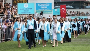 ALKÜ MEZUNİYET TÖRENİ COŞKUYLA YAPILDI