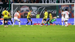 Fenerbahçe, UEFA Şampiyonlar Ligi 3. eleme turuna yükseldi