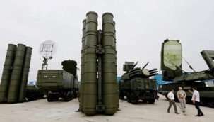 Kremlin: "(S-400'lerin üçüncü ülkelere satışı) Rusya ile Türkiye temas halinde"