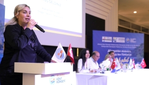 Alanya Kent Konseyinde Nurhan Özcan yeniden başkan seçildi