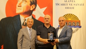 ERDEM VE KURAL'DAN ANLAMLI PLAKET