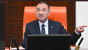 Bekir Bozdağ görevinden istifa etti