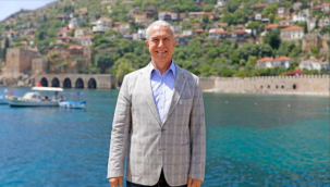 CHP'den ihracı istenen Osman Tarık Özçelik resmen istifa etti