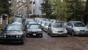 İstanbul merkezli 4 ilde 'change oto' operasyonu: 17 şüpheli yakalandı, 40 gözaltı