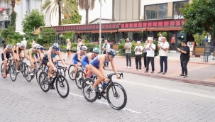 SPORUN BAŞKENTİ ALANYA'DA NEFES KESEN MARATON: BİNLERCE SPORCU 3 DEV ORGANİZASYONDA BULUŞUYOR